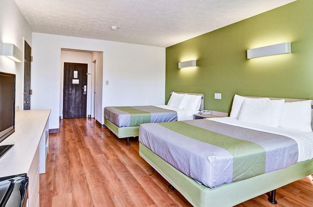 Economy Inn Pittsburgh Airport Moon Township Екстер'єр фото